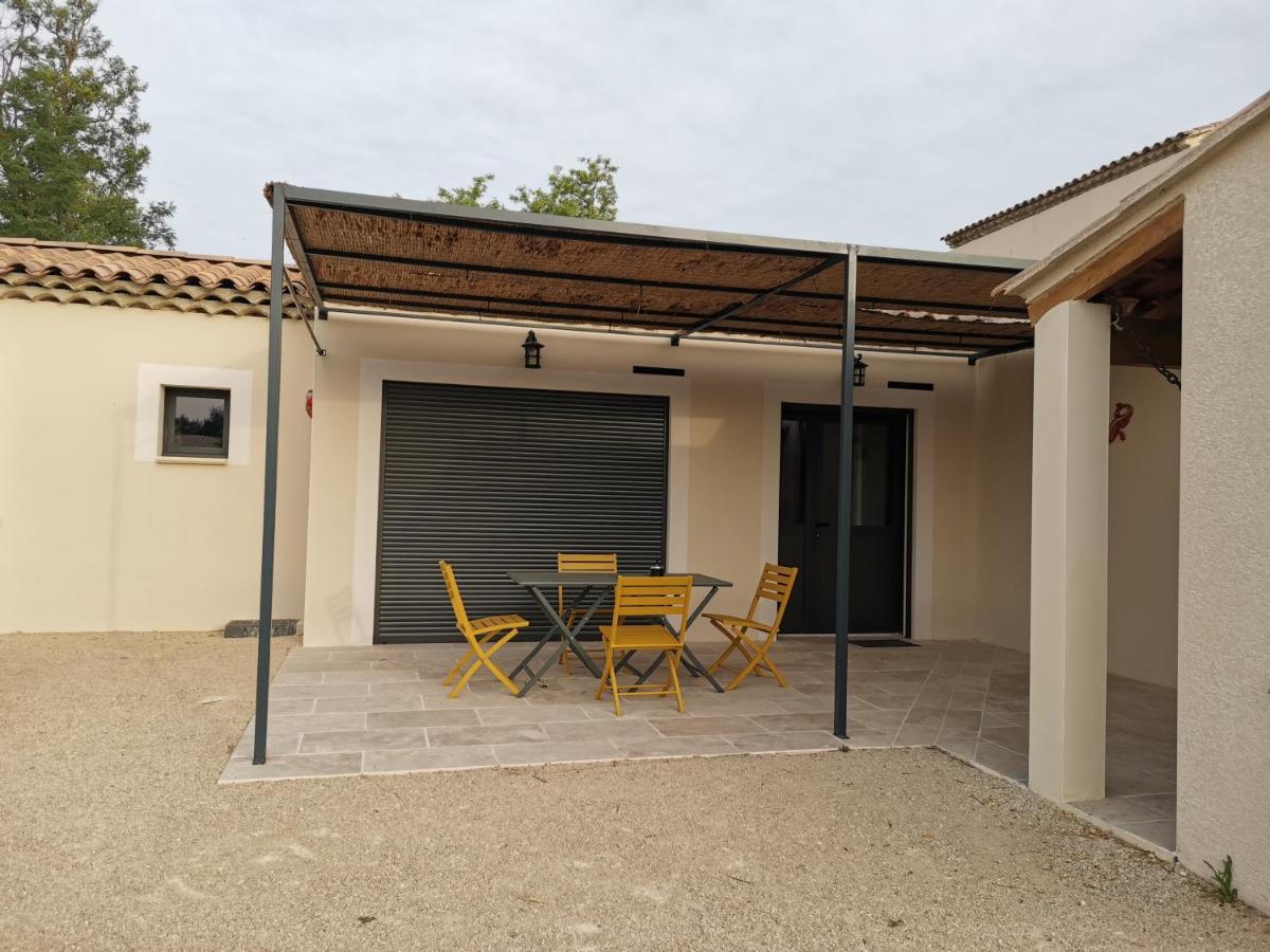 Maison En Campagne Avignon Exterior foto