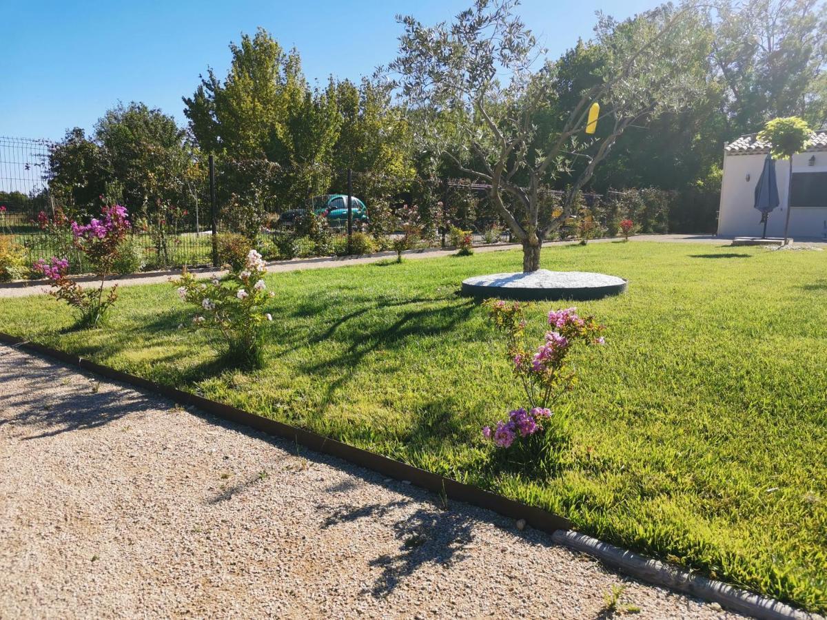 Maison En Campagne Avignon Exterior foto